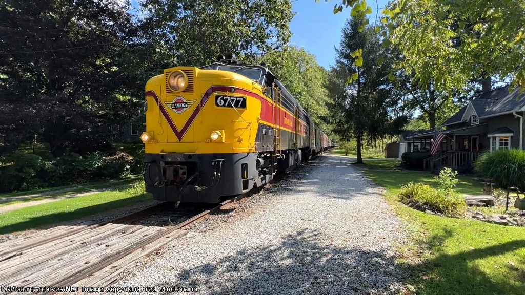 CVSR 6777 cruises into town, seen here at Orchard St.